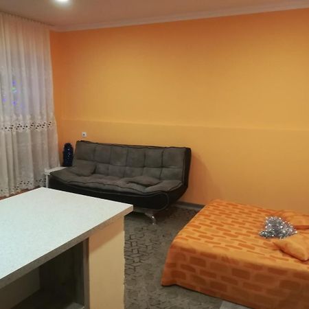 12 Maksim Gorki Street Apartment Tbilisi Exterior photo